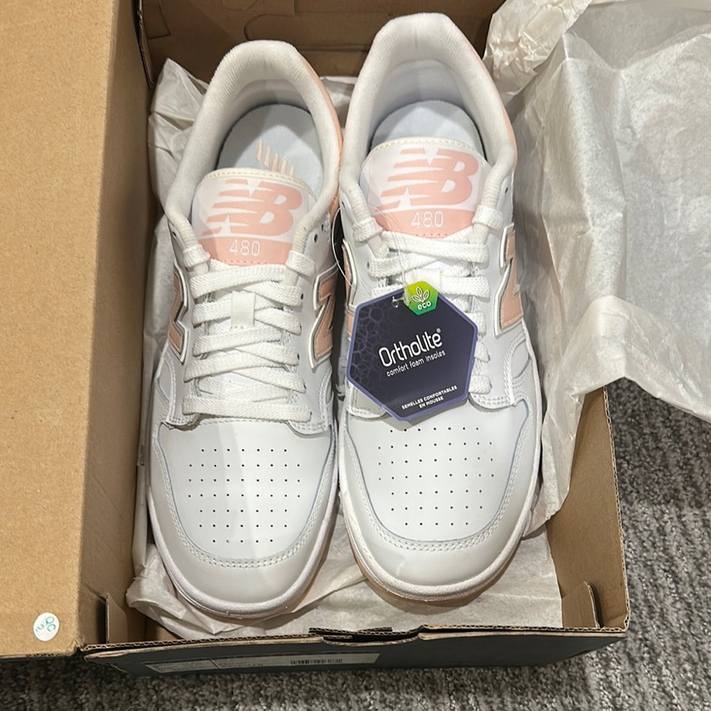 New Balance Stylish Sneakers - Women’s 10.5 or Men’s 9